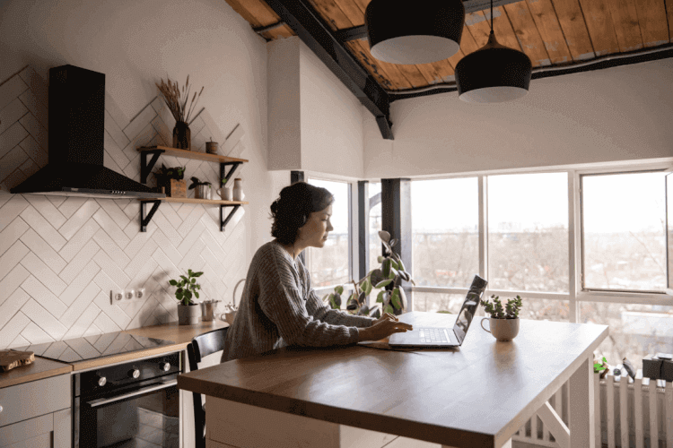 12 best work from home focus tips