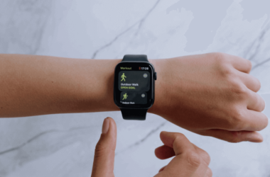Galaxy Watch vs Apple Watch: The Ultimate Face-off