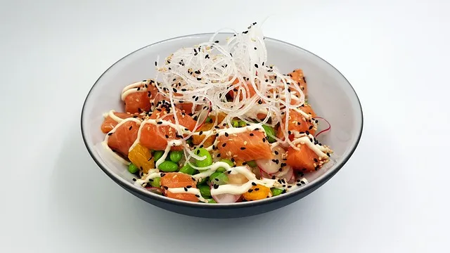 what are poke bowls